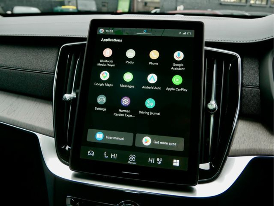 2026 Volvo XC90 - image 22