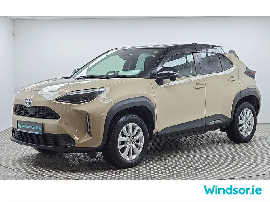 2023 Toyota Yaris Cross - image 14