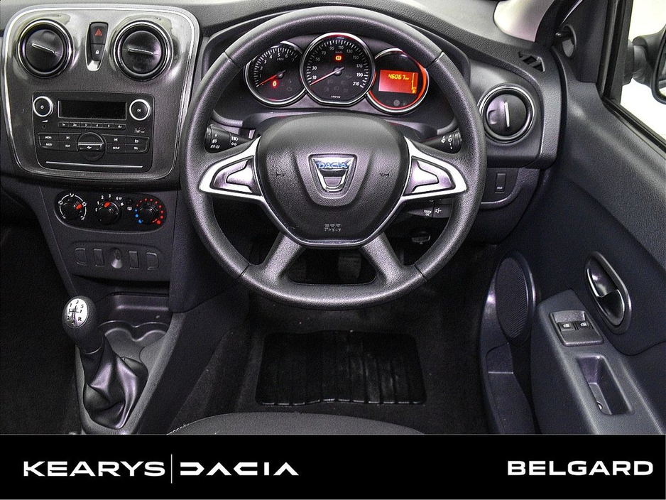 2017 Dacia Sandero Stepway - image 11