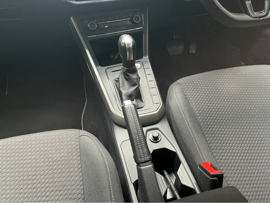 2021 Volkswagen Polo - image 15