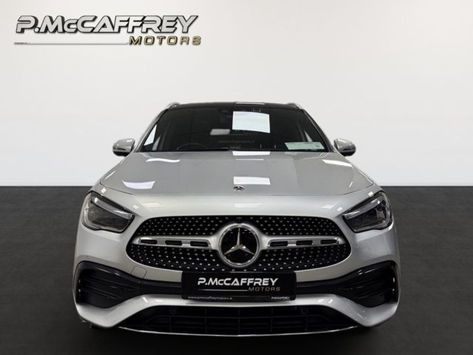 2021 Mercedes-Benz GLA Class - image 2