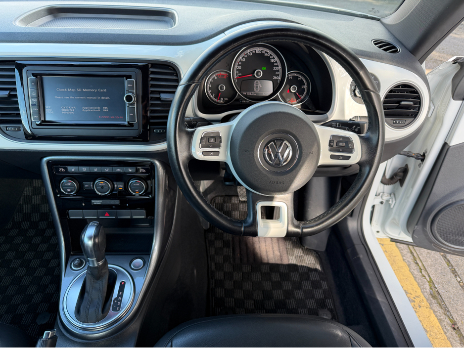 2017 Volkswagen Beetle - image 16
