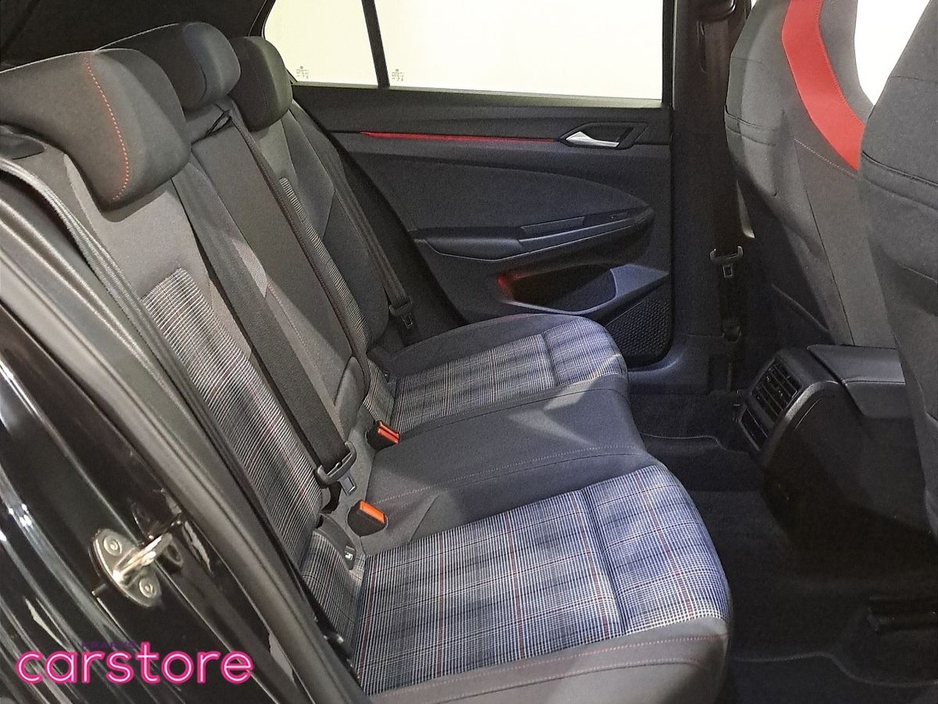 2024 Volkswagen Golf - image 13