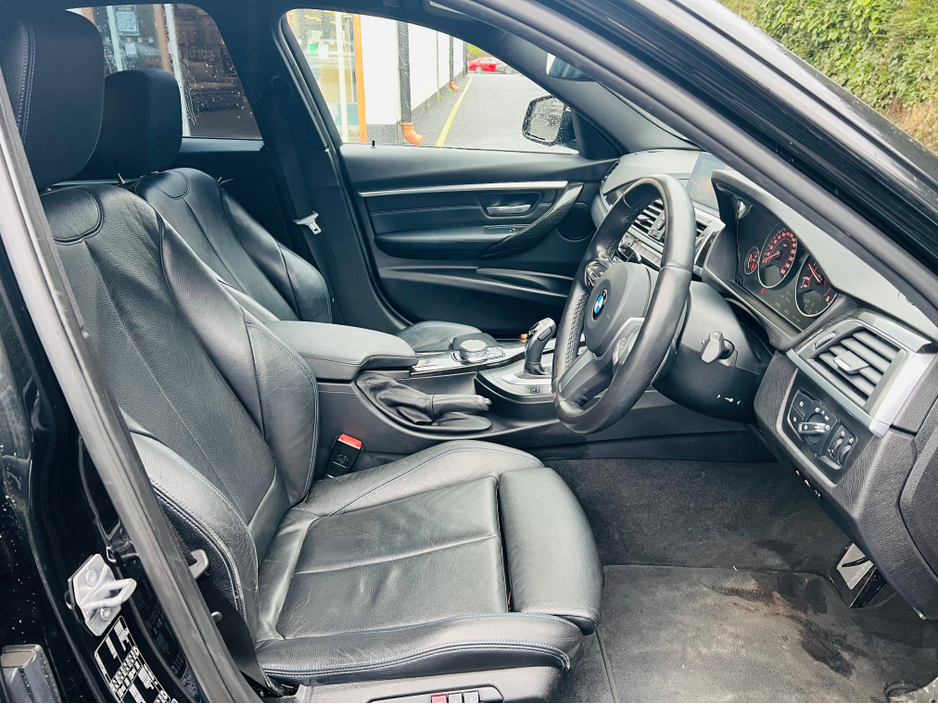 2019 BMW 3 Series 320 D // M-SPORT // 2 KEYS €27,950
