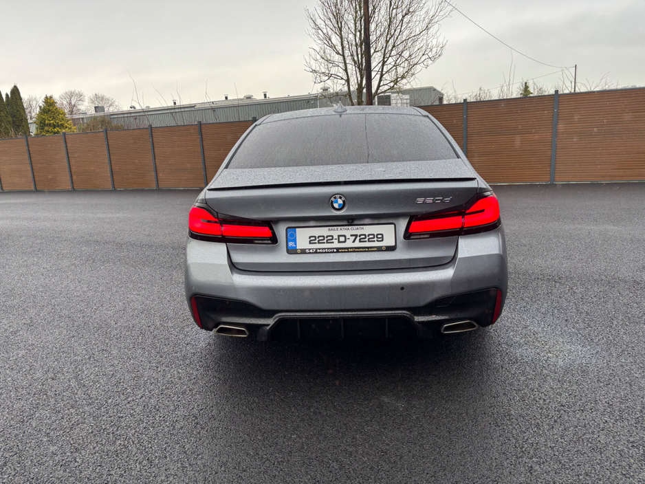 2022 BMW 5 Series - image 5