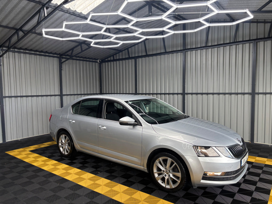 2018 Skoda Octavia - image 10