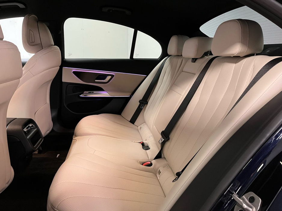 2026 Mercedes-Benz E Class 300e AMG - 19 Inch Alloys - Reversing Camera - Ambient Lighting - Sat Nav - Climate Control - Electric Heated Memory Seats - Keyless Start - Apple CarPlay/Android Auto €87,226