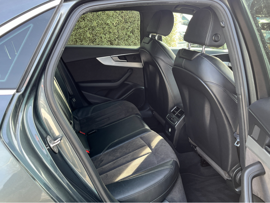 2019 Audi A4 - image 6