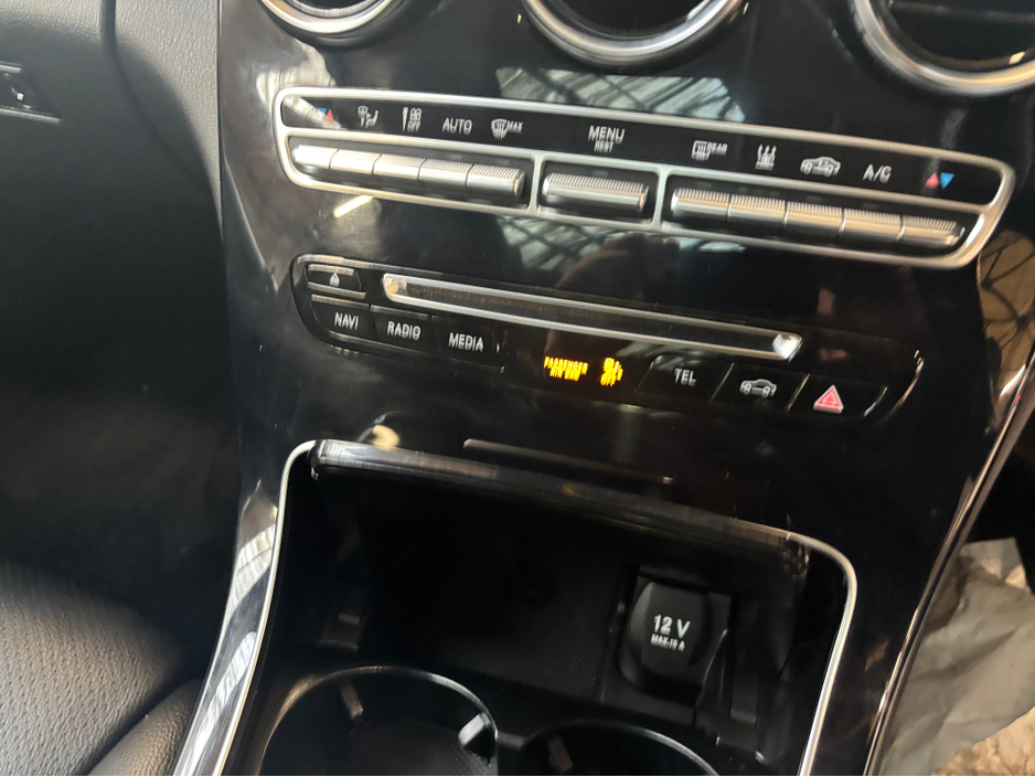 2017 Mercedes-Benz C Class - image 17