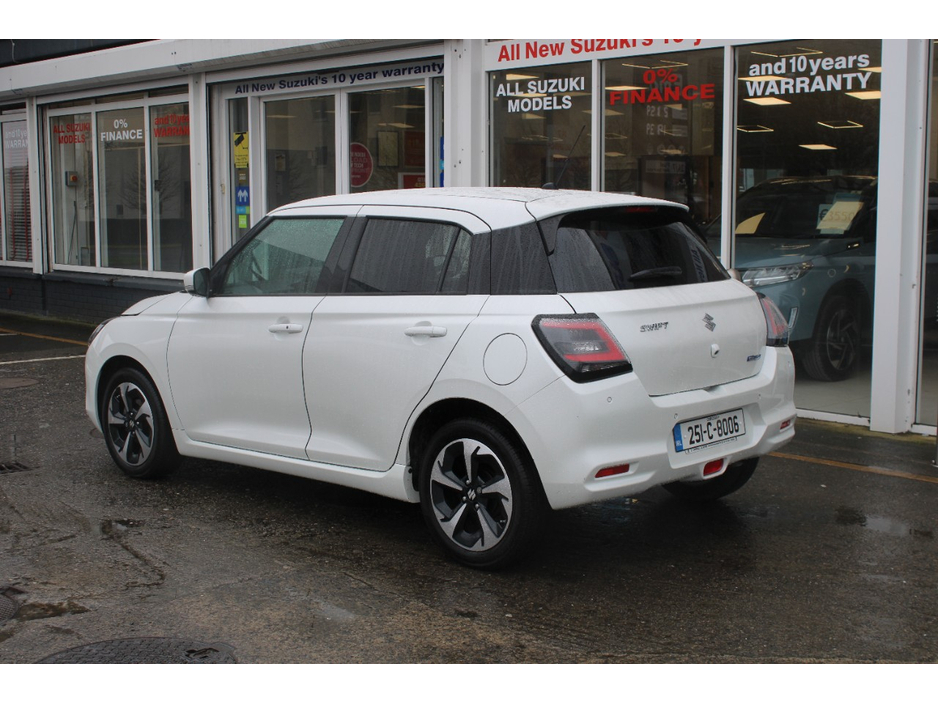 2025 Suzuki Swift - image 10