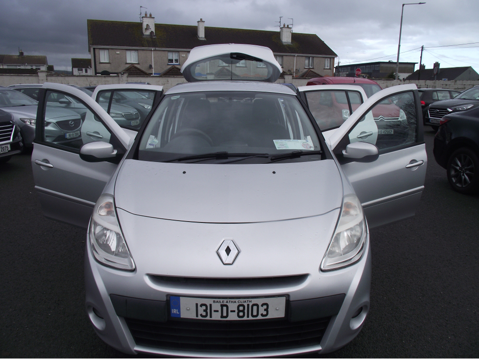 2013 Renault Clio III COLLECTION 1.2 75 5DR €4,950