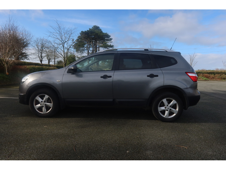 2012 Nissan Qashqai +2 - image 17