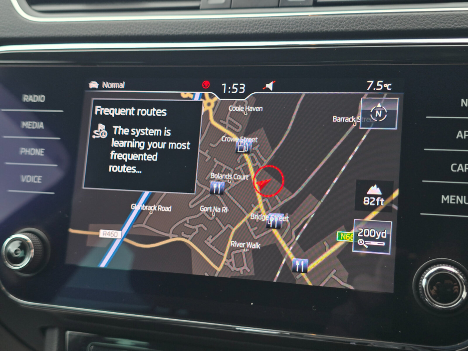 2020 Skoda Superb - image 27