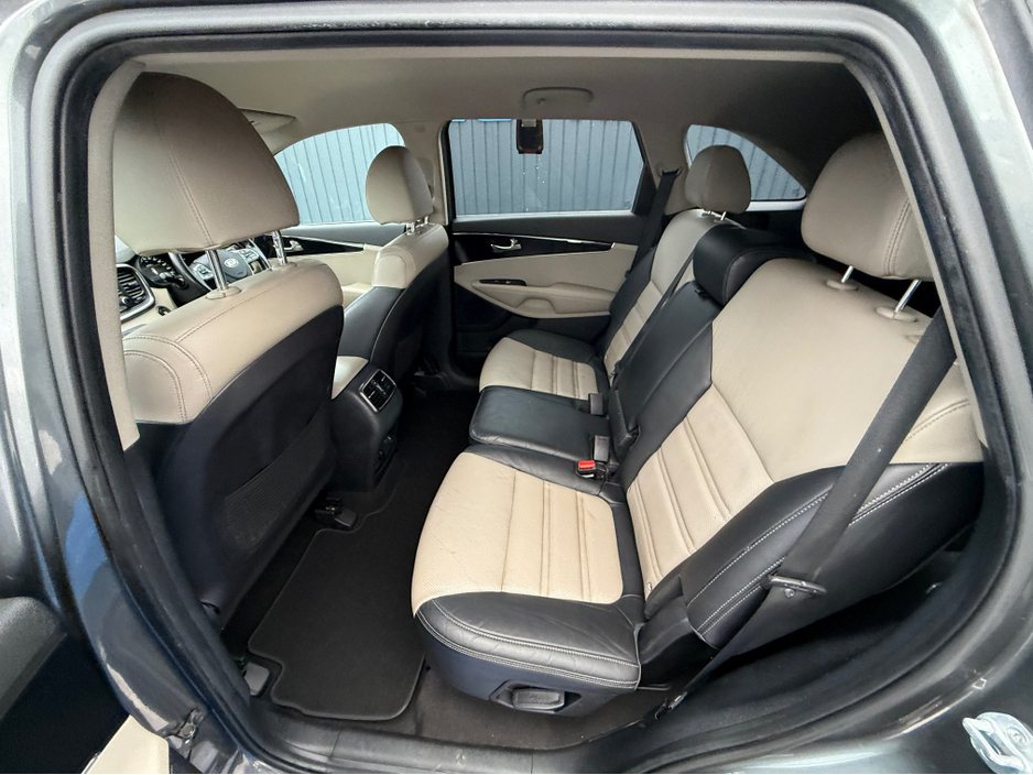 2018 Kia Sorento K2 - 2.2 DIESEL - MANUAL - 7 SEATS - 12M WARRANTY - CAR: €20,950