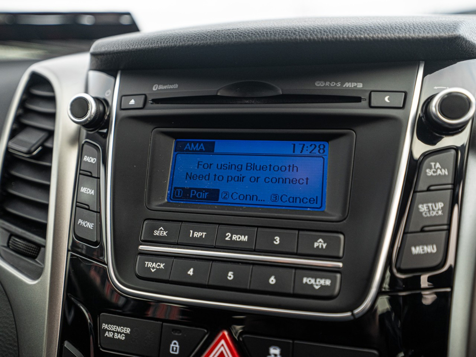 2014 Hyundai i30 - image 21