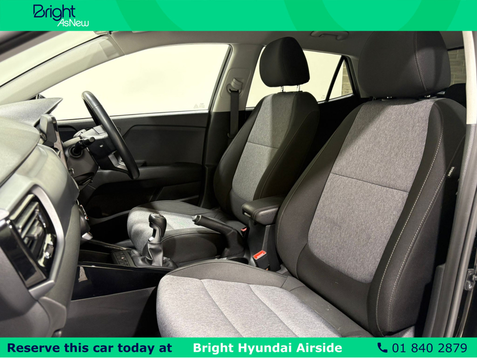 2023 Kia Stonic - image 17