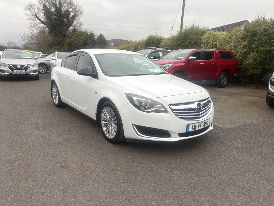 2014 Opel Insignia - image 2