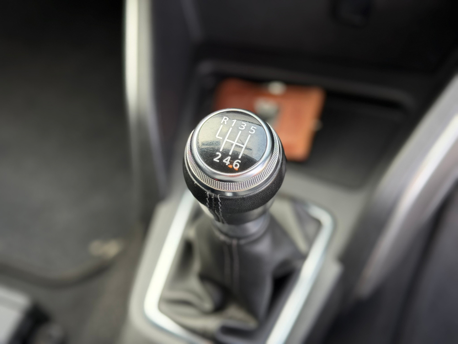 2019 Dacia Duster - image 14