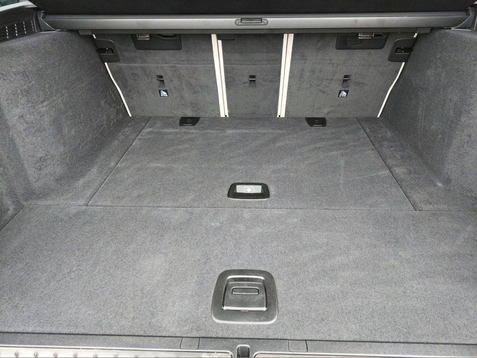 2024 BMW 5 Series - image 13