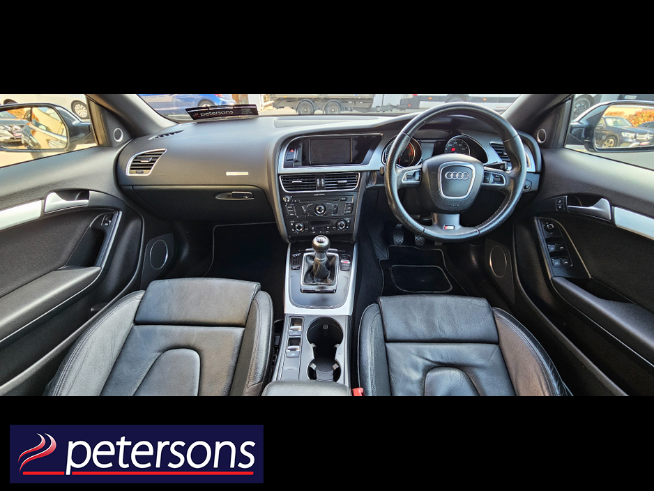 2011 Audi A5 - image 24