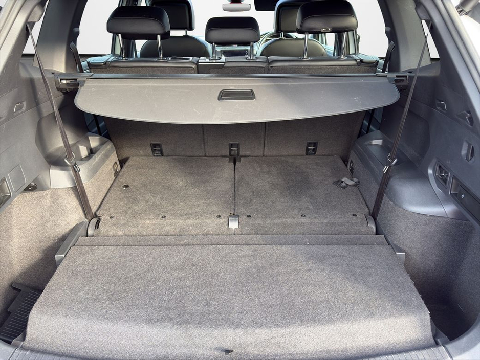 2019 Volkswagen Tiguan "White looks, tech-rich cabin and sport-inspired feel — the SUV that makes every drive feel special" €29,888