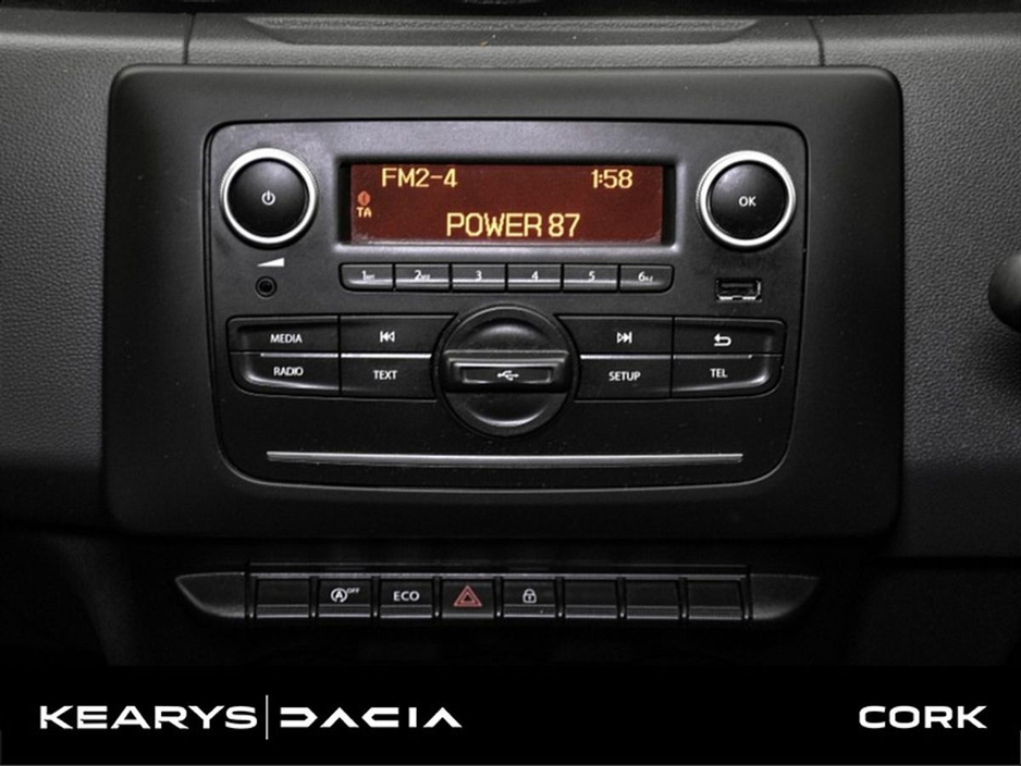 2019 Dacia Duster - image 26