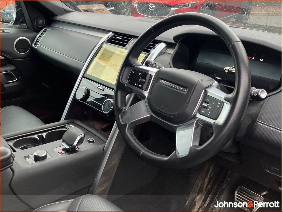2024 Land Rover Discovery - image 17
