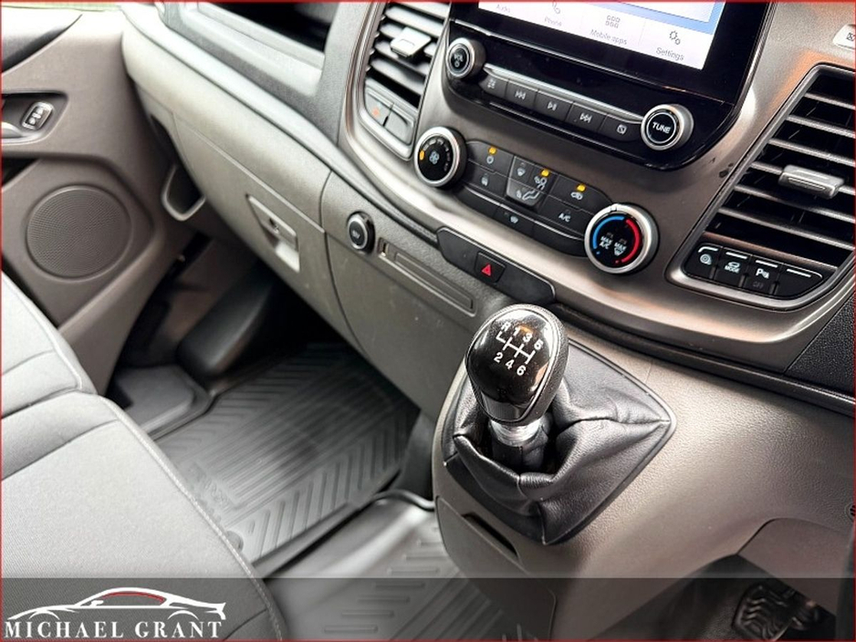 2020 Ford Transit - image 20