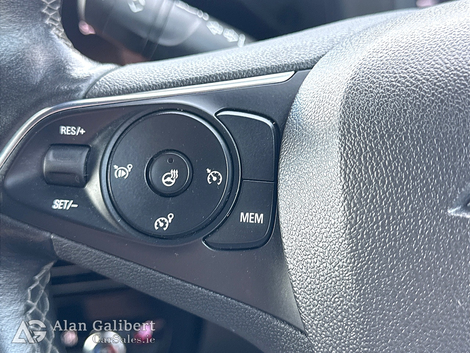 2023 Opel Mokka - image 16