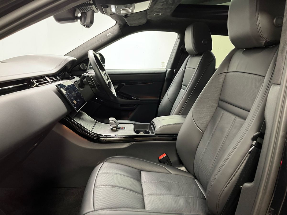 2025 Land Rover Range Rover Evoque Autobiography P300 AWD PHEV - HUGE SPEC - Reversing Camera - Panoramic Sunroof - Sat Nav - Climate Control - Electric Heated/Ventilated Memory Seats - Keyless Start - Apple CarPlay/Android Auto