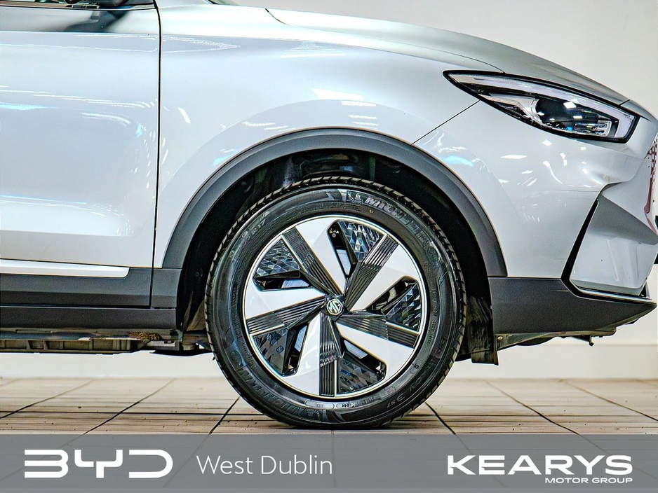 2022 MG ZS - image 22