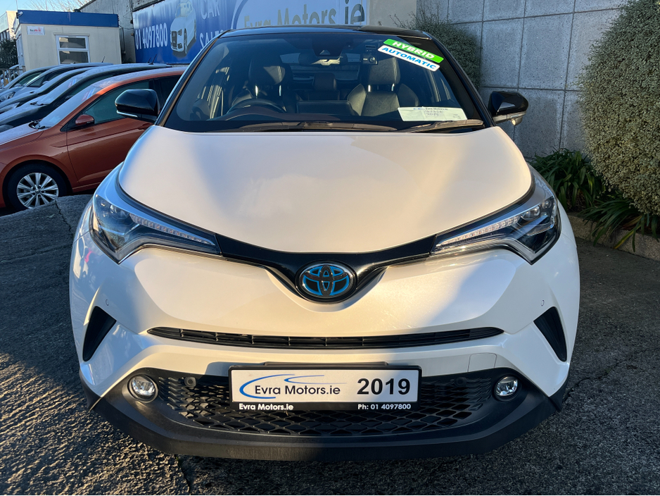 2019 Toyota C-HR SOL HYBRID AUTOMATIC 1.8 PETROL //HIGH SPEC//FULL LEATHER HEATED SEATS//KEYLESS ENTRY//REVERSE CAMERA// €20,950