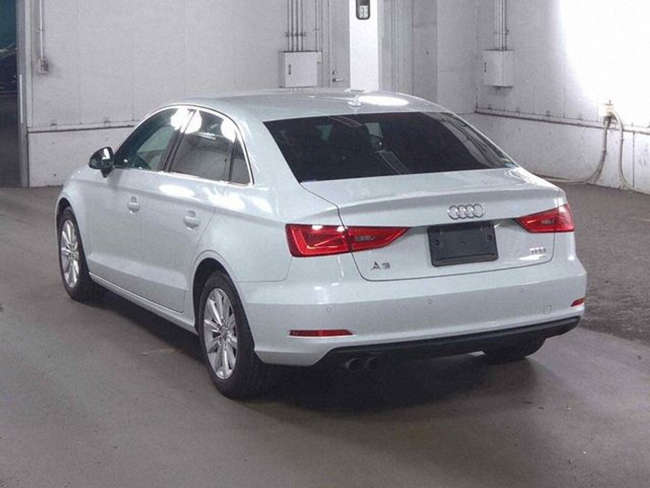 2015 Audi A3 Saloon - image 3