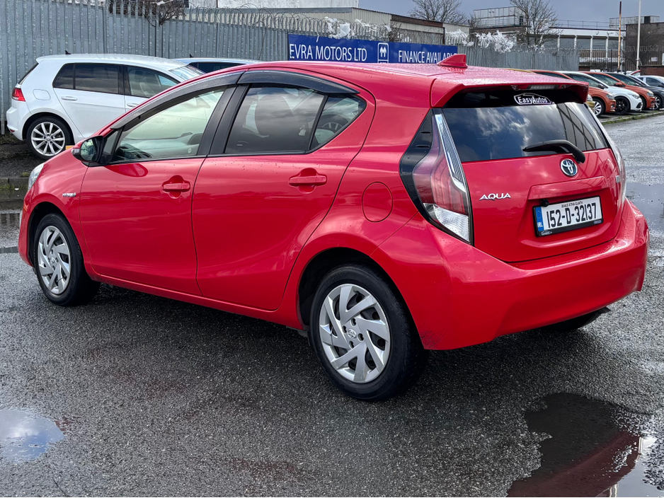 2015 Toyota Aqua 1.5 DAA-NHP10 5DR AUTO €8,250