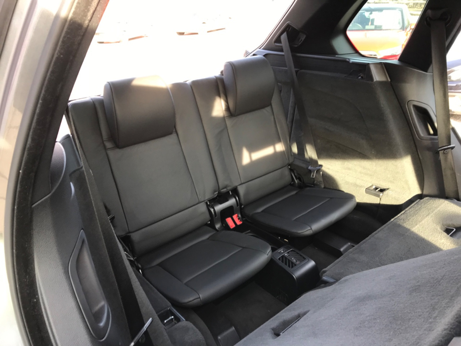 2009 BMW X5 - image 31