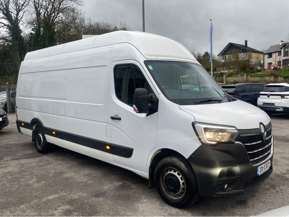 2023 Renault Master - image 5