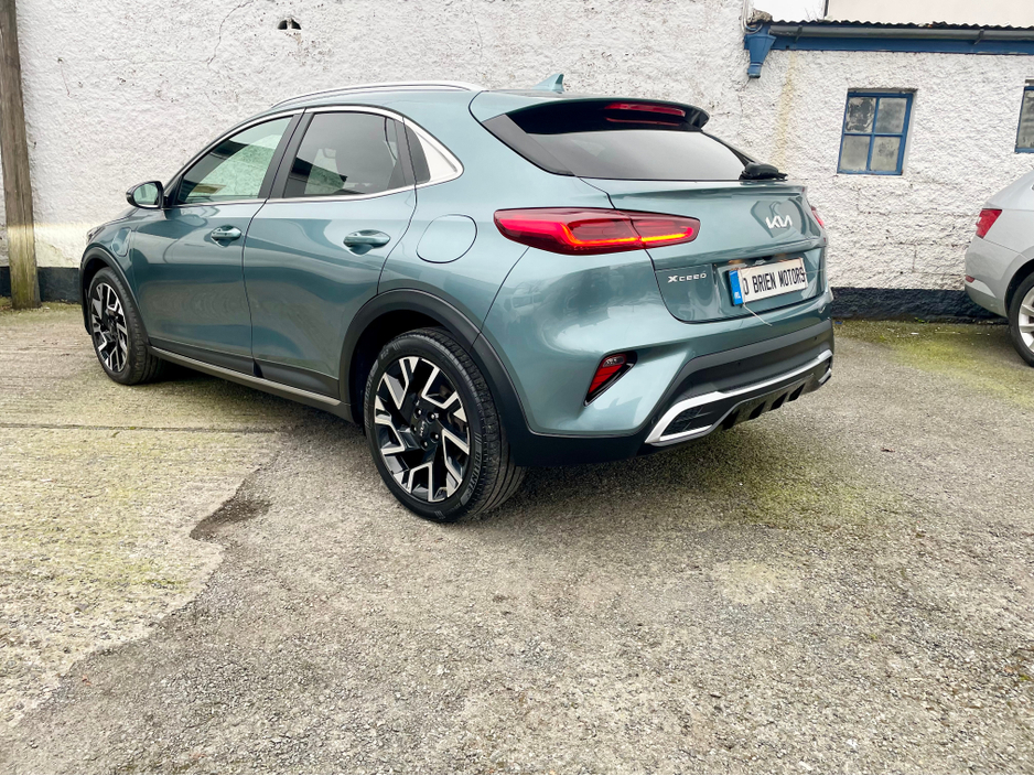 2023 Kia XCeed - image 25