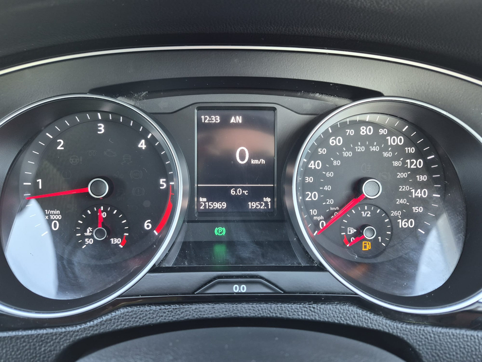 2016 Volkswagen Passat  €9,999