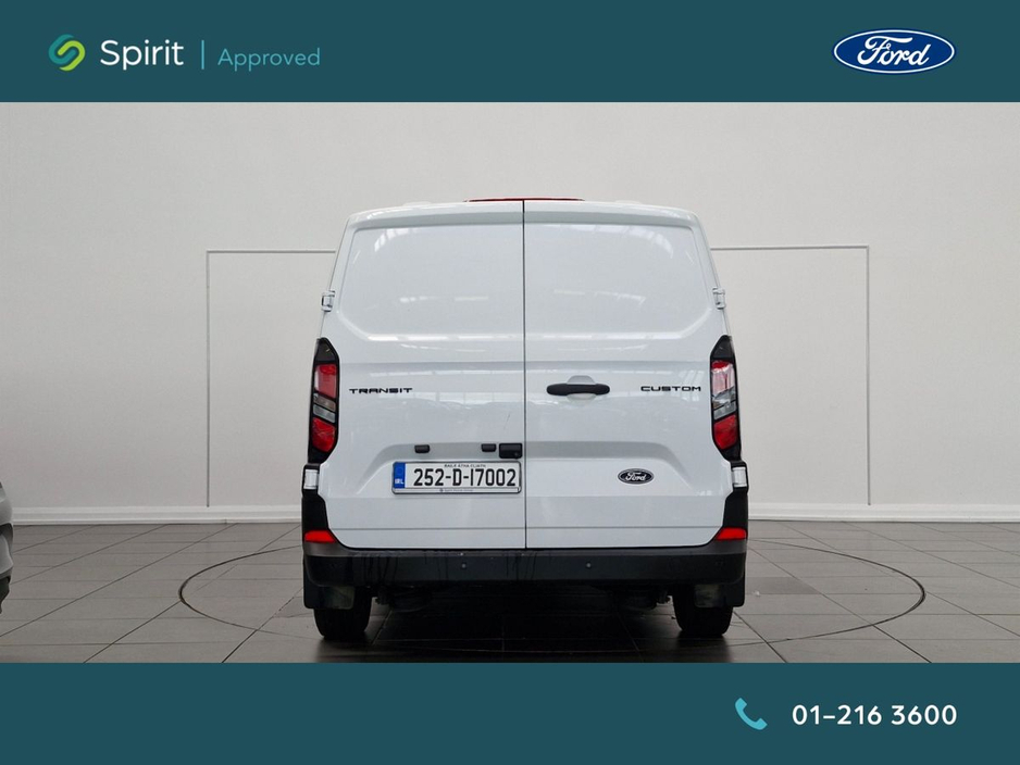 2025 Ford Transit Custom - image 7