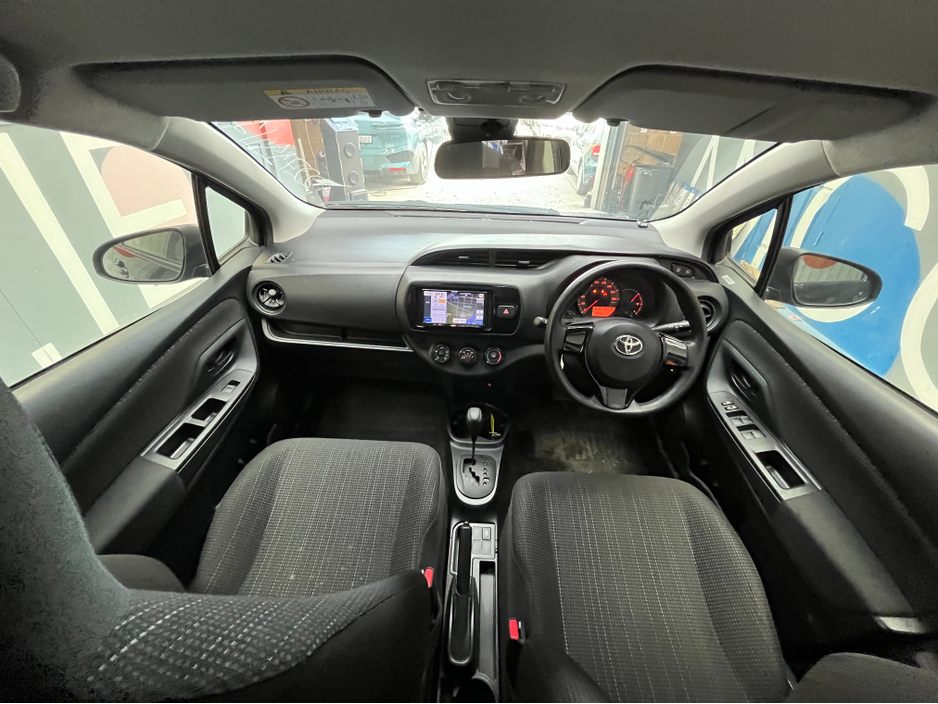 2018 Toyota Vitz - image 12