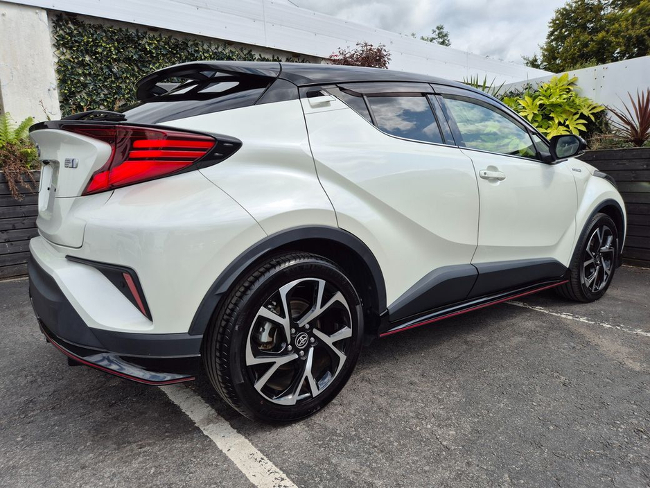 2020 Toyota C-HR 1.8 HYBRID / SOL G-PACK / TOP SPEC / TAX €160 REF: JPN1211 €25,950