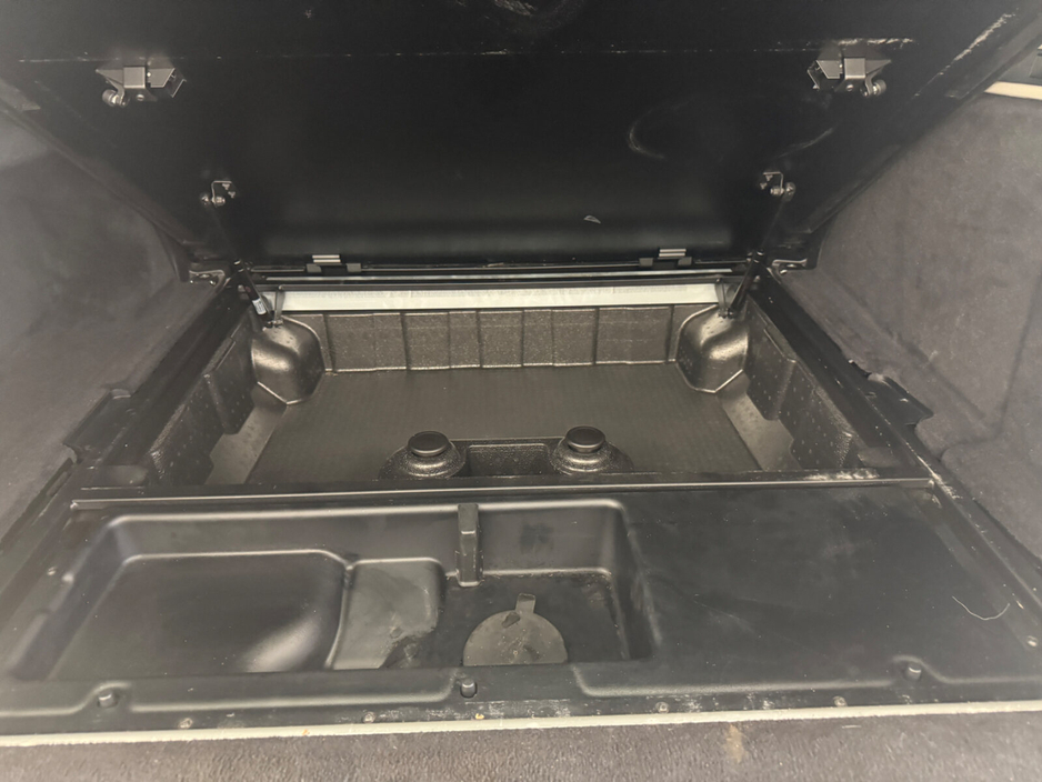 2021 Land Rover Discovery  €41,950