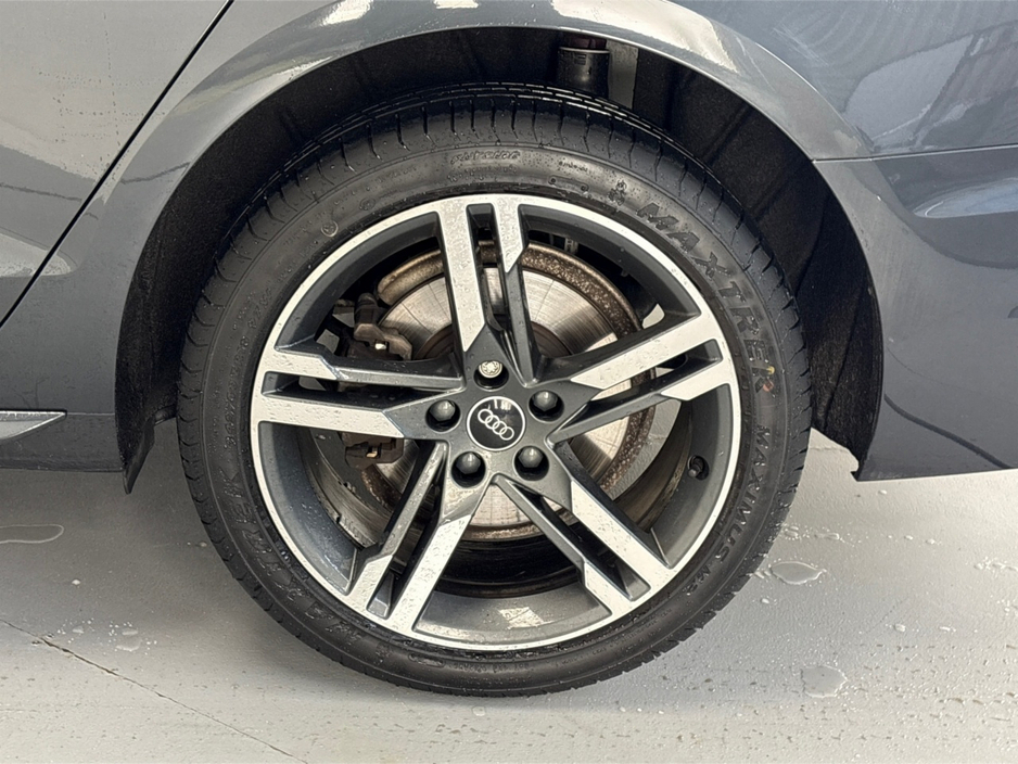 2021 Audi A4 LIMOUSINE 35 TDI 163BHP S-TRONIC**MULTIFUNCTIONAL STEERING WHEEL**CREAM LEATHER INTERIOR**FRONT HEATED SEATS**APPLE CARPLAY**REVERSE CAMERA**PARKING SENSORS**SEMI DIGITAL DASH**FINANCE AVAILABLE €29,995