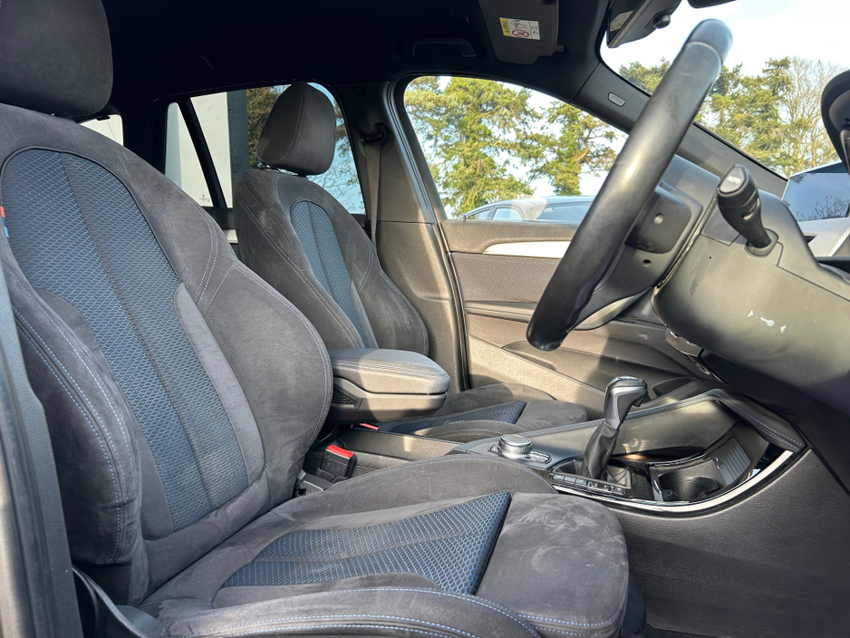 2016 BMW X1 - image 9