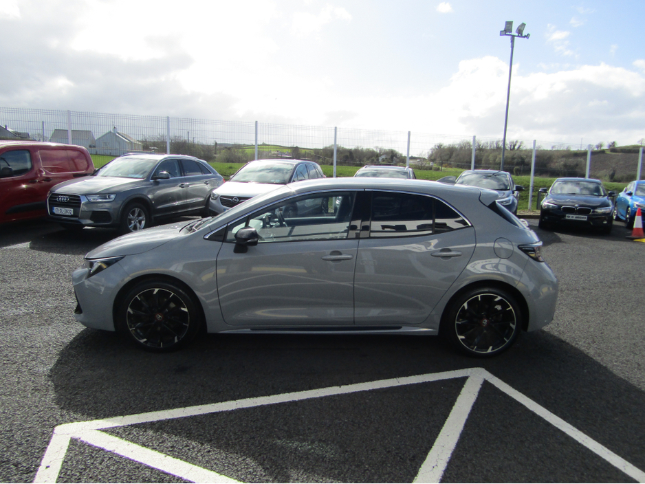 2022 Toyota Corolla - image 6