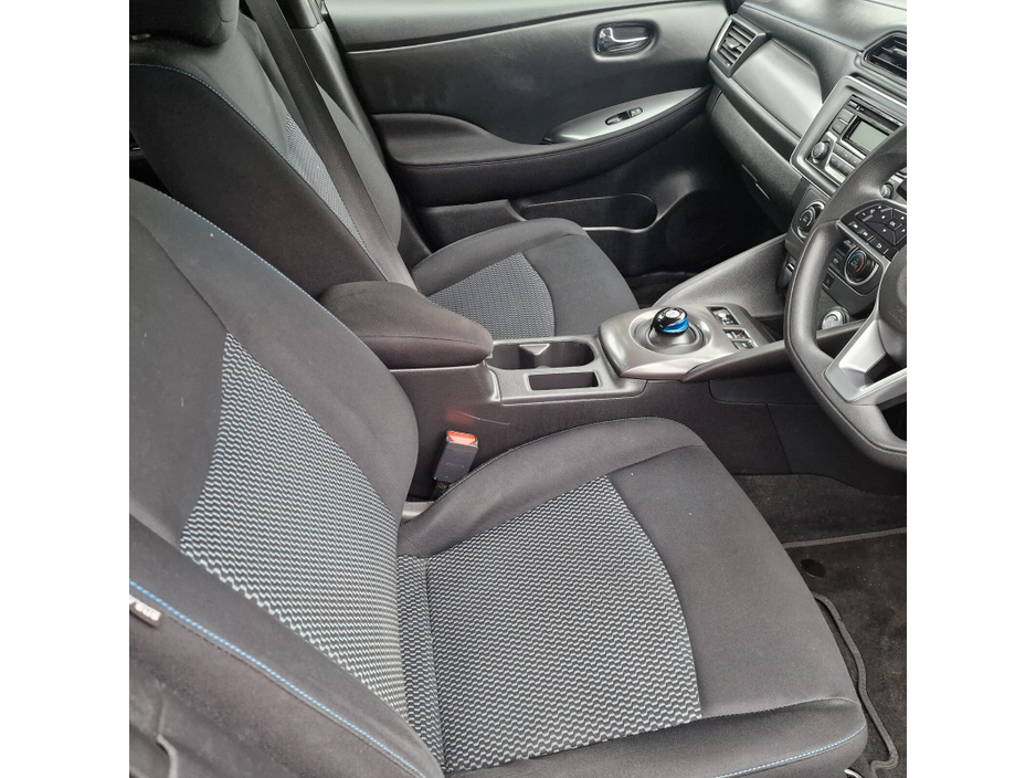 2018 Nissan Leaf Leaf XE 40 kWh €7,950