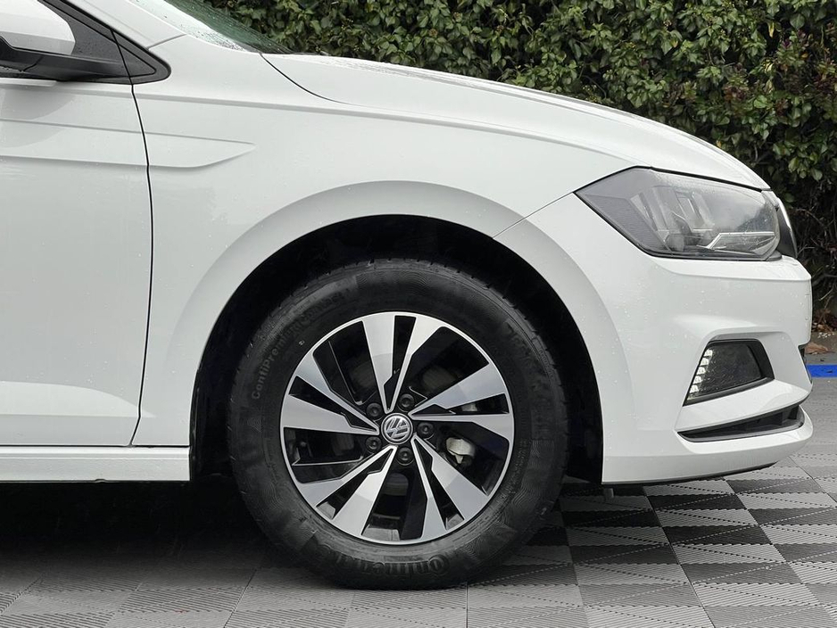 2019 Volkswagen Polo COMFORTLINE 1.0 TSI AUTO // FULL SERVICE HISTORY // DIAMOND CUT ALLOYS // APPLE CARPLAY/ANDROID AUTO €16,900