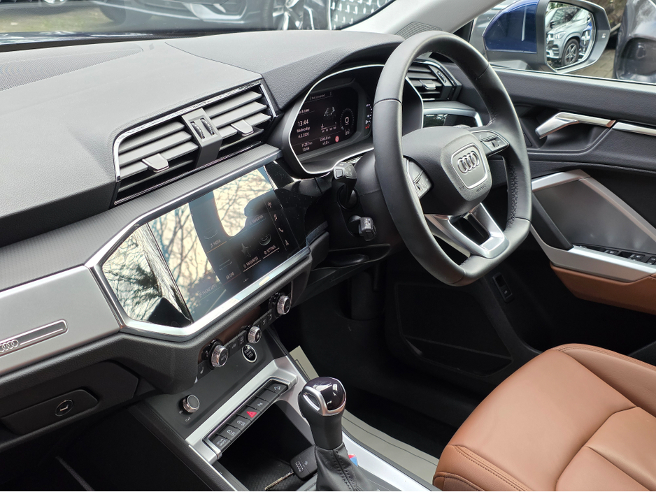 2025 Audi Q3 35 TFSI SE S-TRONIC.FINANCE ARRANGED.SIMI.AA APPROVED.VIEW BY APPOINTMENT 7 DAYS A WEEK. €52,950