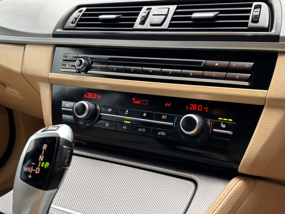 2016 BMW 5 Series 520d M Sport Auto €16,950