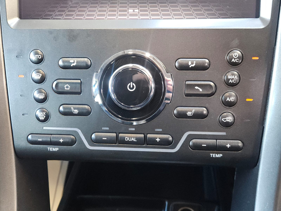 2017 Ford Mondeo - image 10